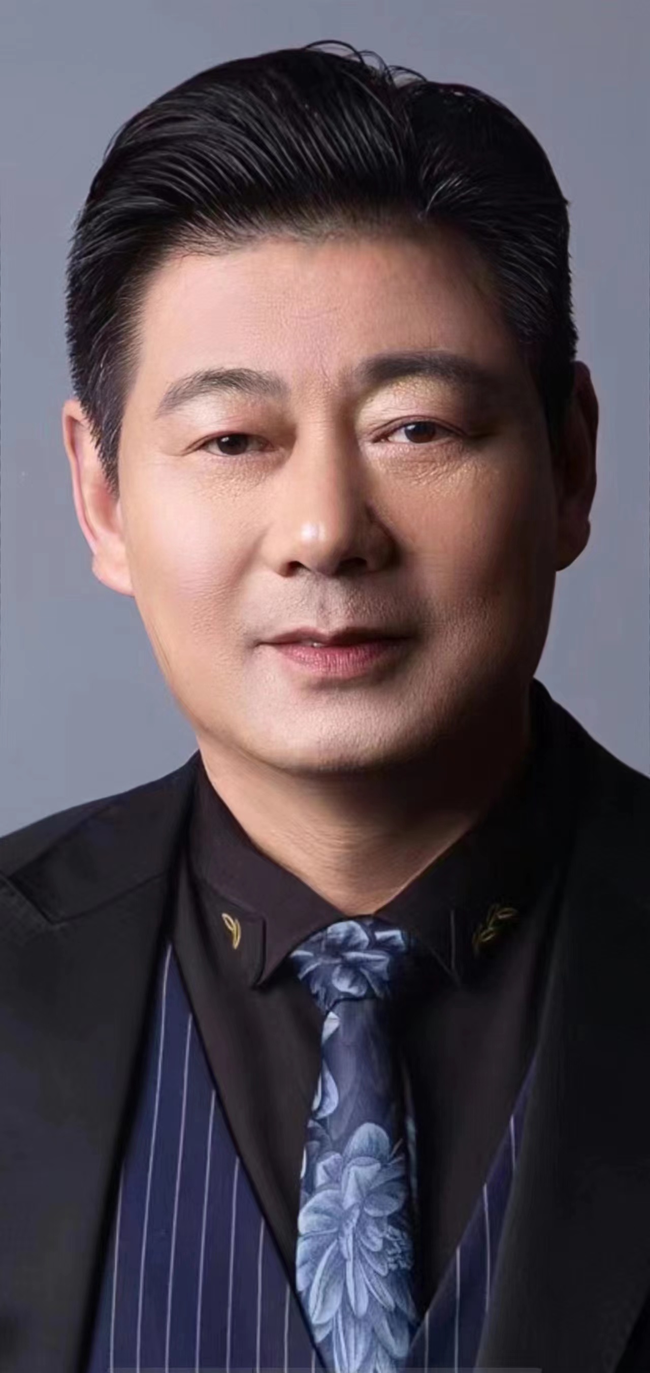 尹维付